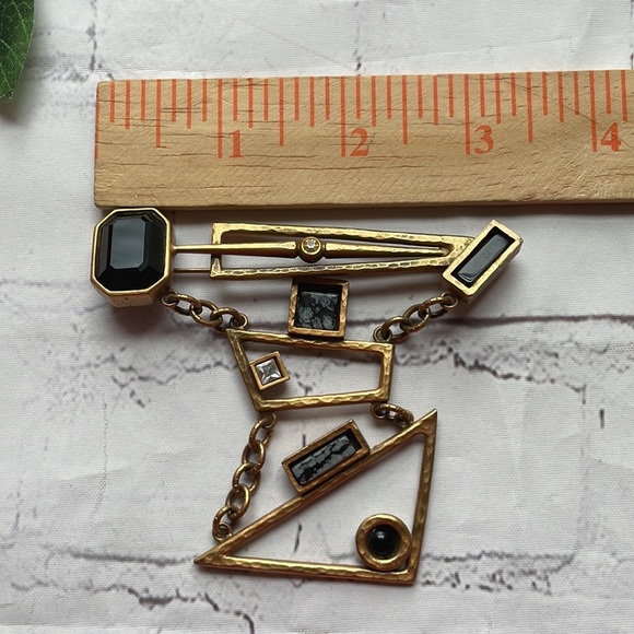 Vintage Patricia Locke gold tone abstract brooch/pin - Picture 6 of 6